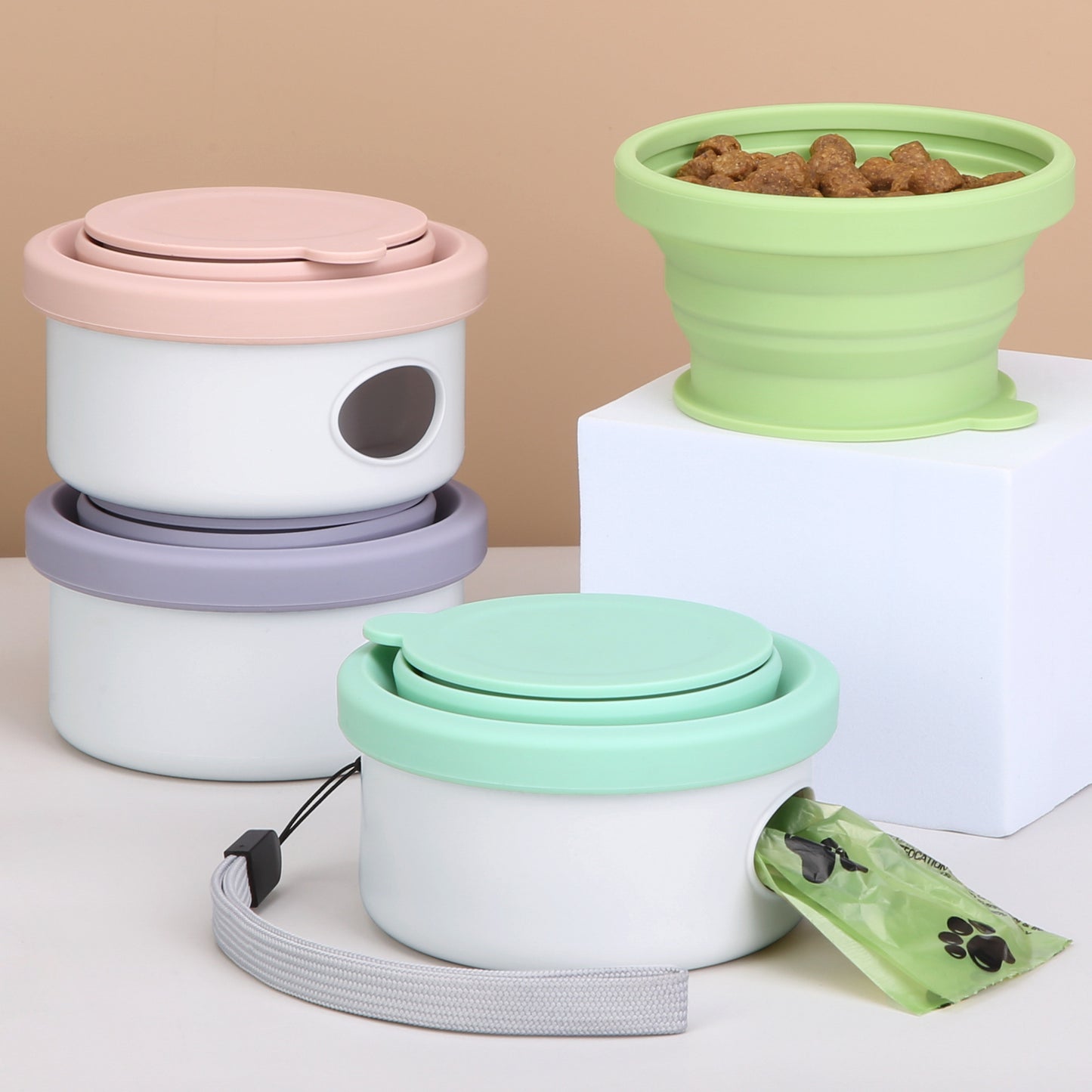 Pet food container